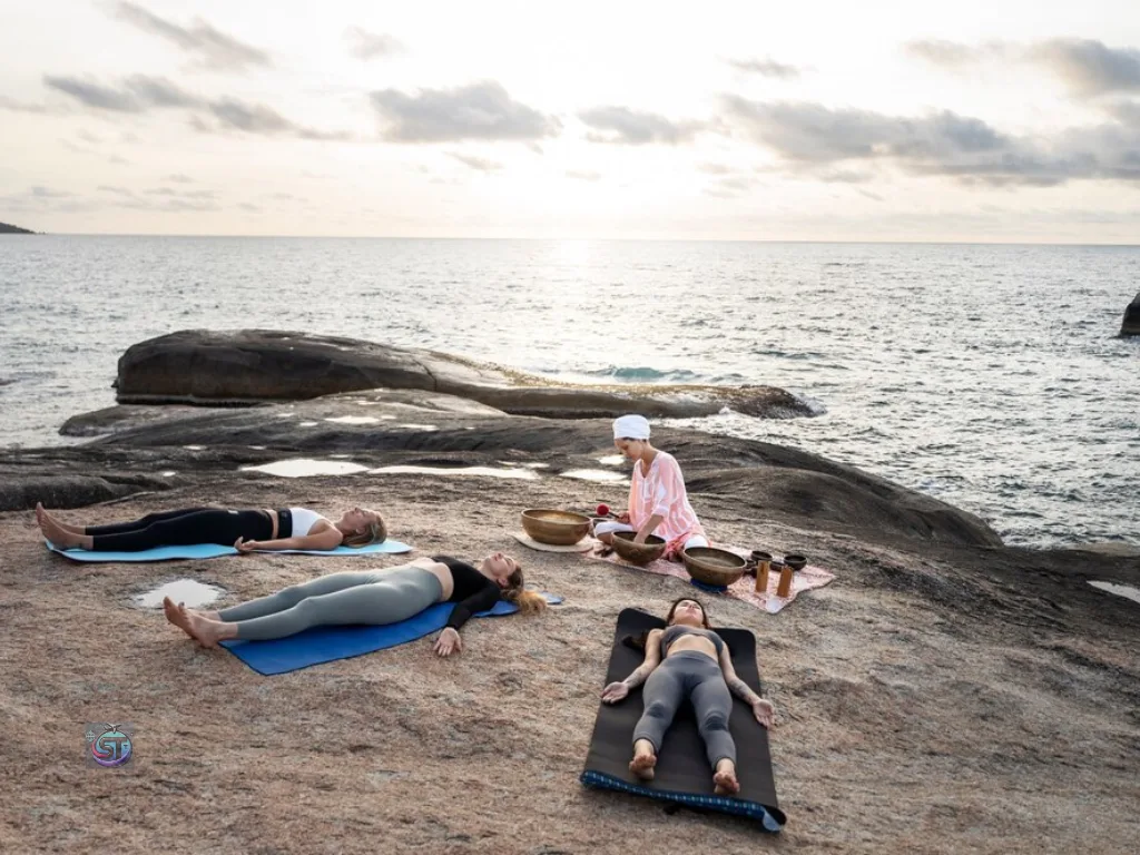 Return to Oahu or Maui for Rest and Reflection solotravely