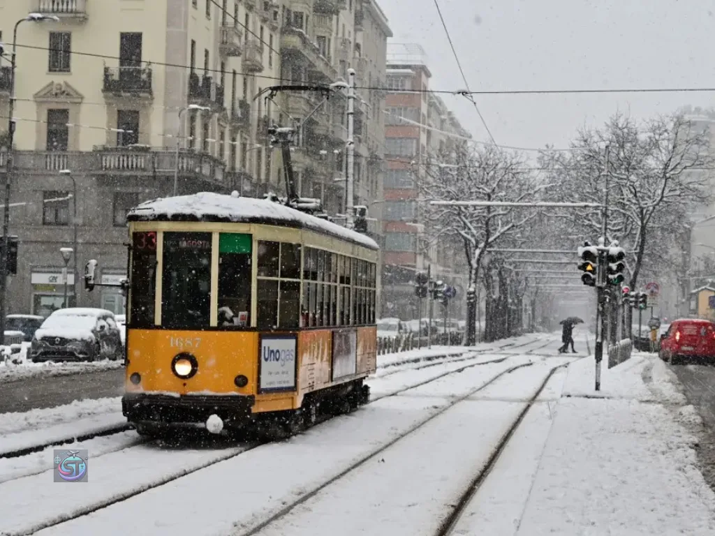Snowfall in cities such as Turin and Milan solotravely