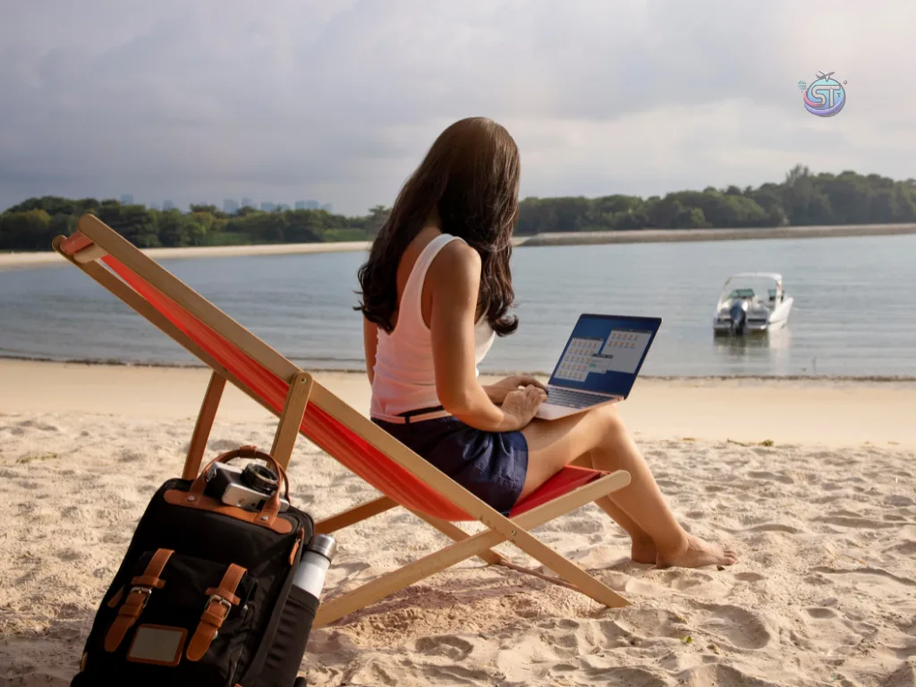 Use technology to stay connected without overcoming solotravely