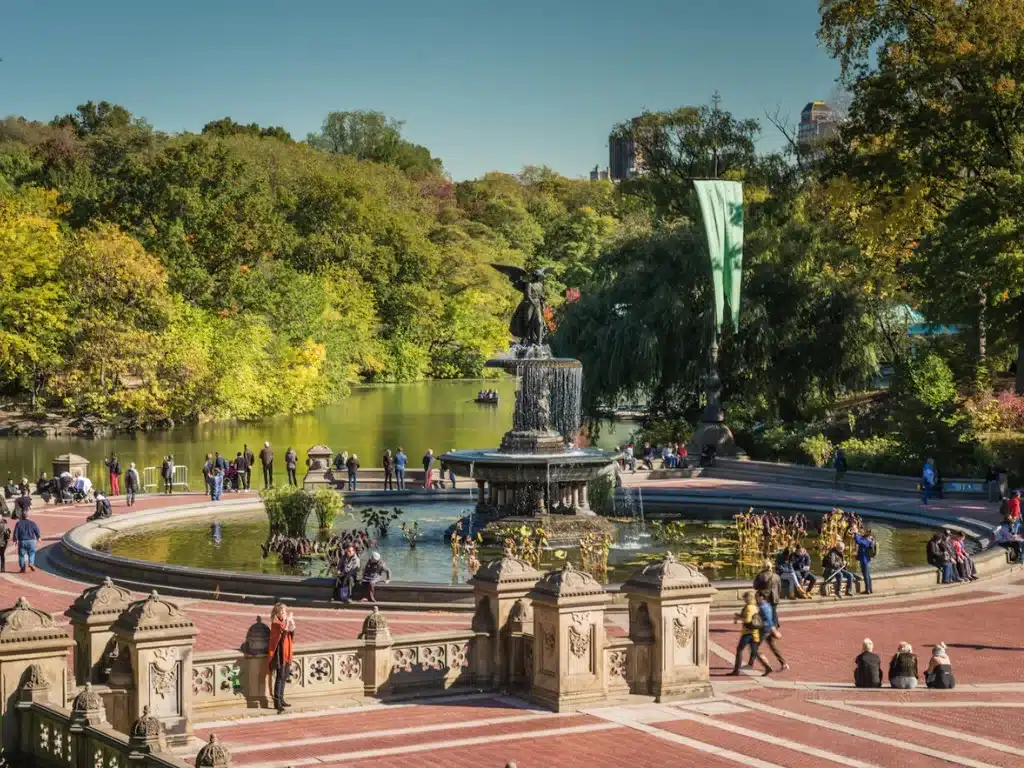 Bethesda Terrace & Fountain solotravely