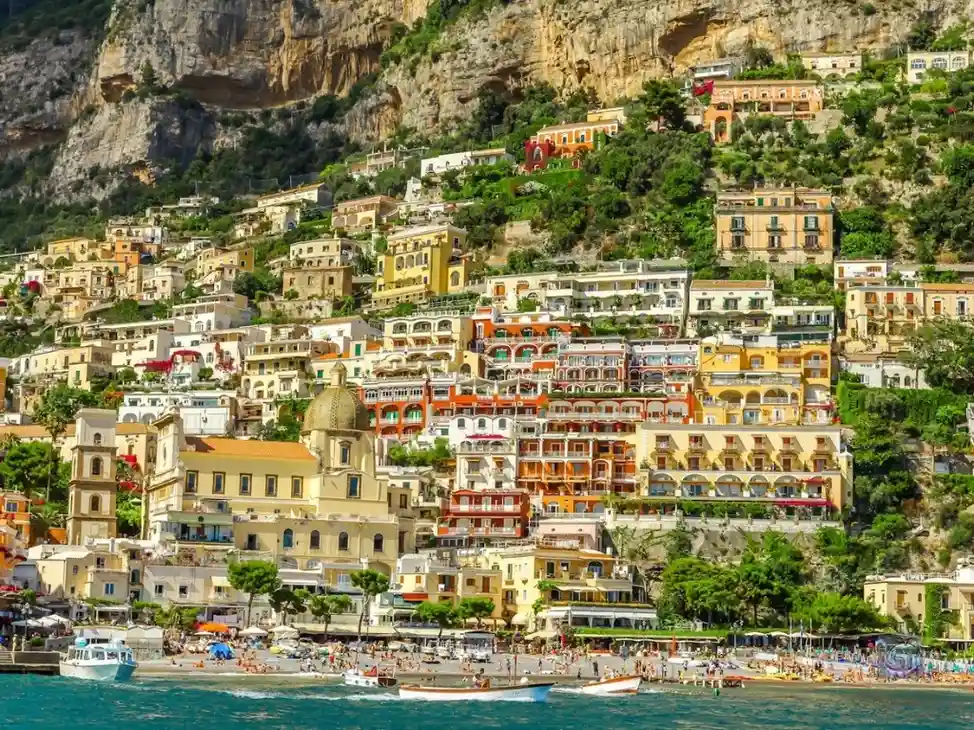 Amalfi Classic coastal attraction solotravely