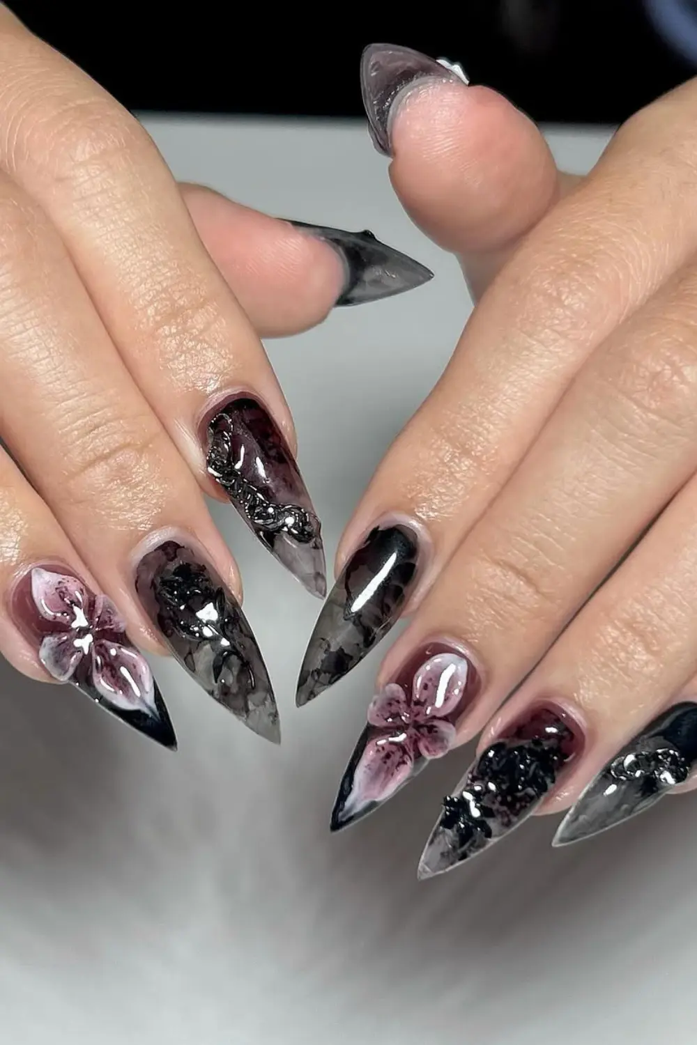 Black Nail Designs – That Look Wrong Until You Try Them (2026) 4 Black Nails for Every Occasion solotravely