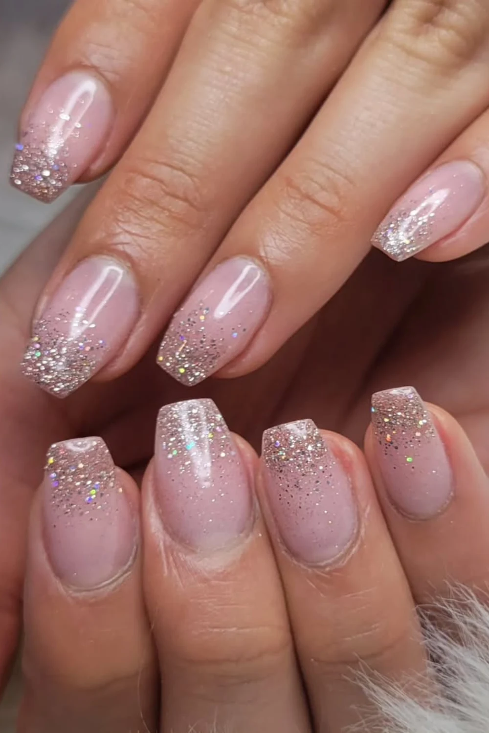 25+ Purple Color Nail Art Designs That Changed My Mind 2026 8 Ombre Glitter Effects solotravely