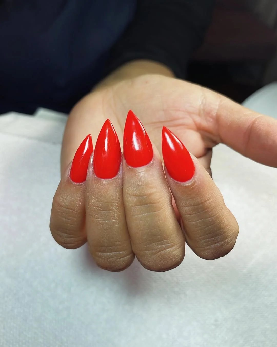17 Nail Design Ideas February 2026: Fresh Looks That'll Make Everyone Ask "Where Did You Get Those Done?" 18 Classic Red Stiletto