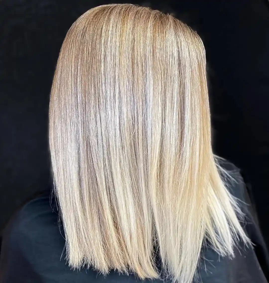 18 Straight Hairstyles Ideas for Women 2026: Your Ultimate Guide to Sleek, Stunning Looks 7 Poker Straight Lob (Long Bob)