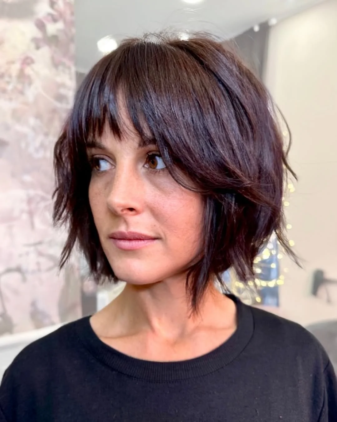 20 Summer Medium Haircuts Ideas 2026: Your Ultimate Style Guide 19 Razored Choppy Lob