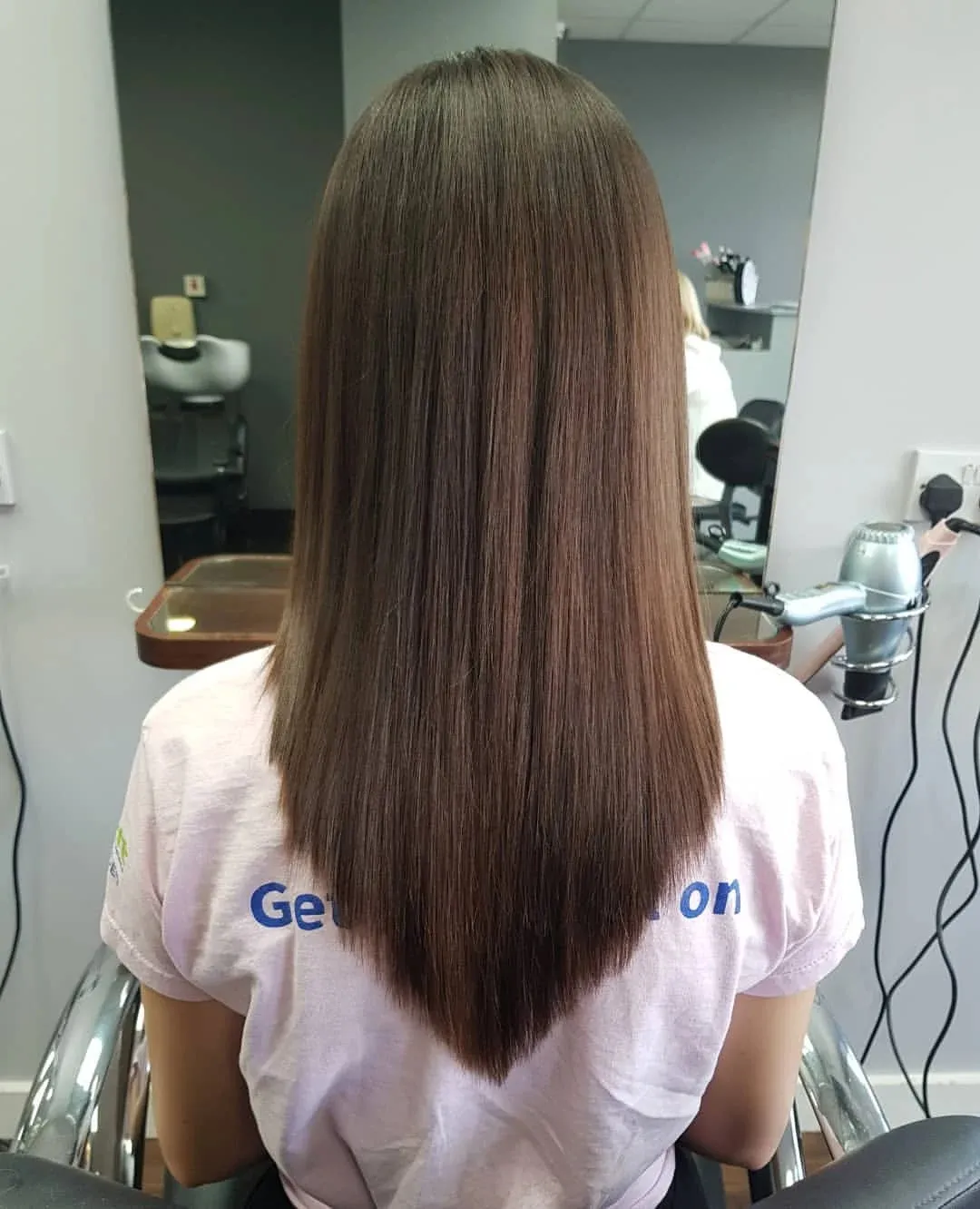 18 Straight Hairstyles Ideas for Women 2026: Your Ultimate Guide to Sleek, Stunning Looks 15 Straight Hair with V-Cut Layers