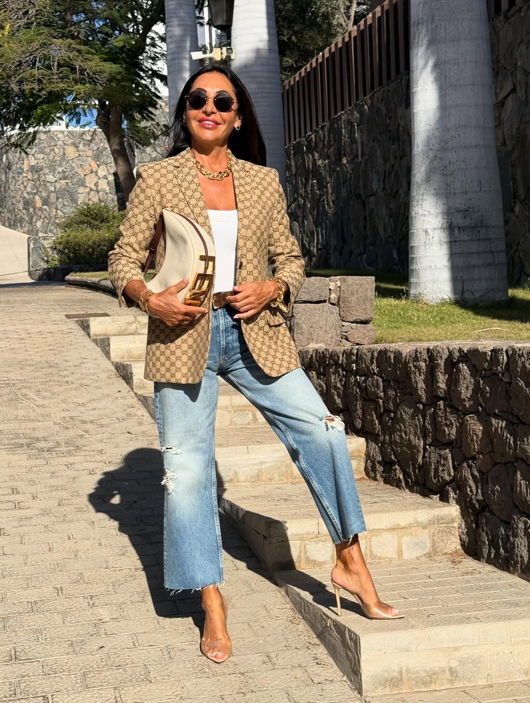 15 Curtain Bangs Medium Hair Styles That Are All About Effortless Chic 4 Curtain Bangs + Blazer Combo