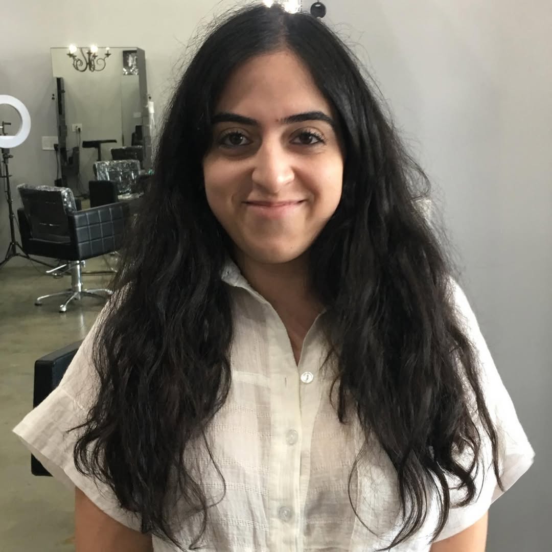 12 Cute Hairstyles for Short Hair That Will Make You Fall in Love with Your Locks All Over Again 6 Layered Lob with Soft Curls