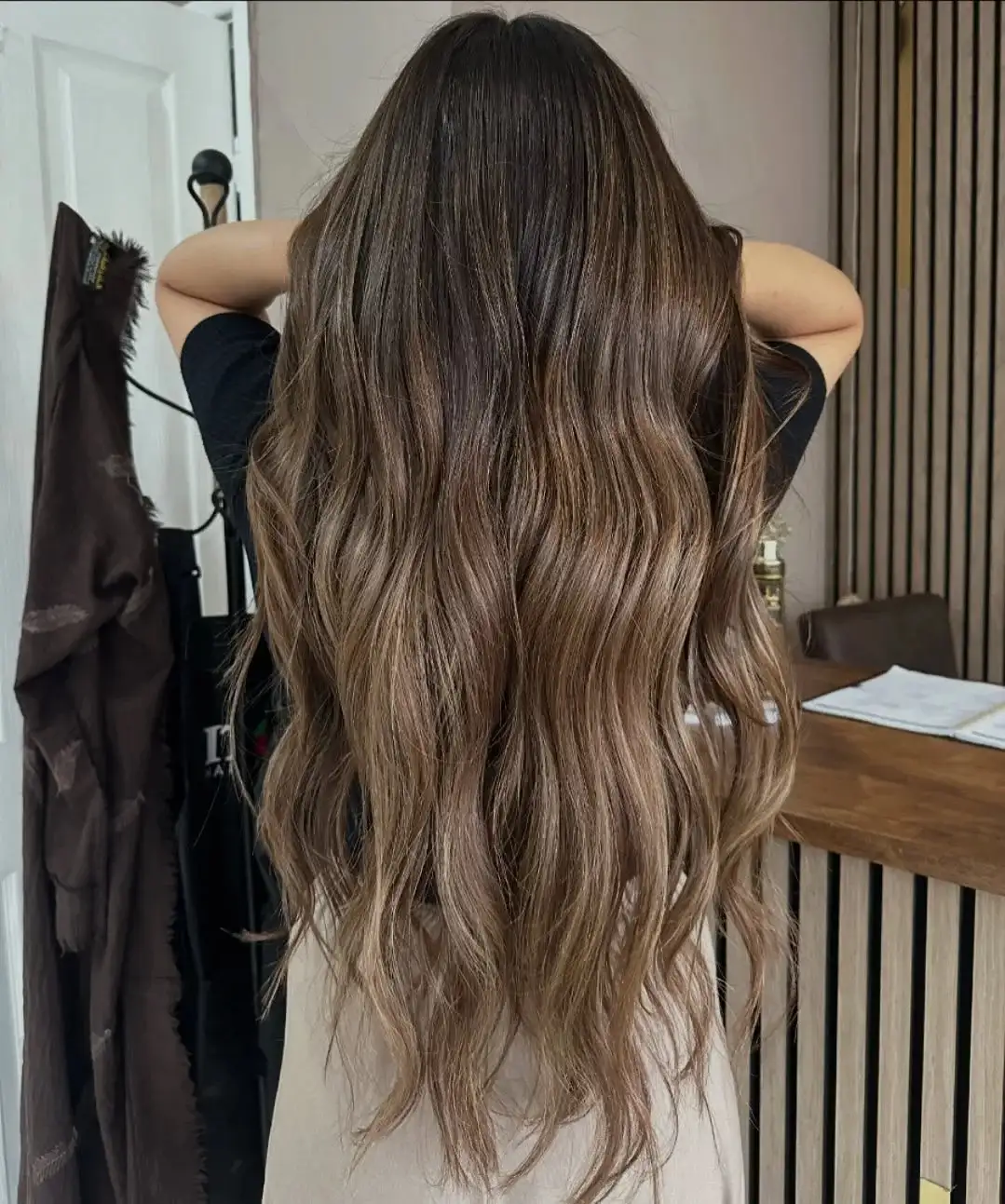 19 Summer Blonde Balayage Ideas That Never Go Out of Style (AKA Hair You’ll Still Love in 10 Years) 10 Sandy Blonde Balayage