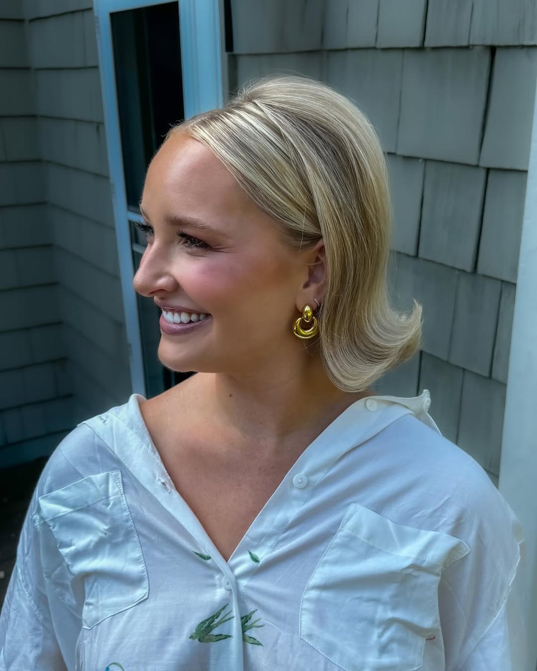 14 Short Hair Twist Styles That'll Instantly Elevate Your Look 9 The Flipped-Out Lob