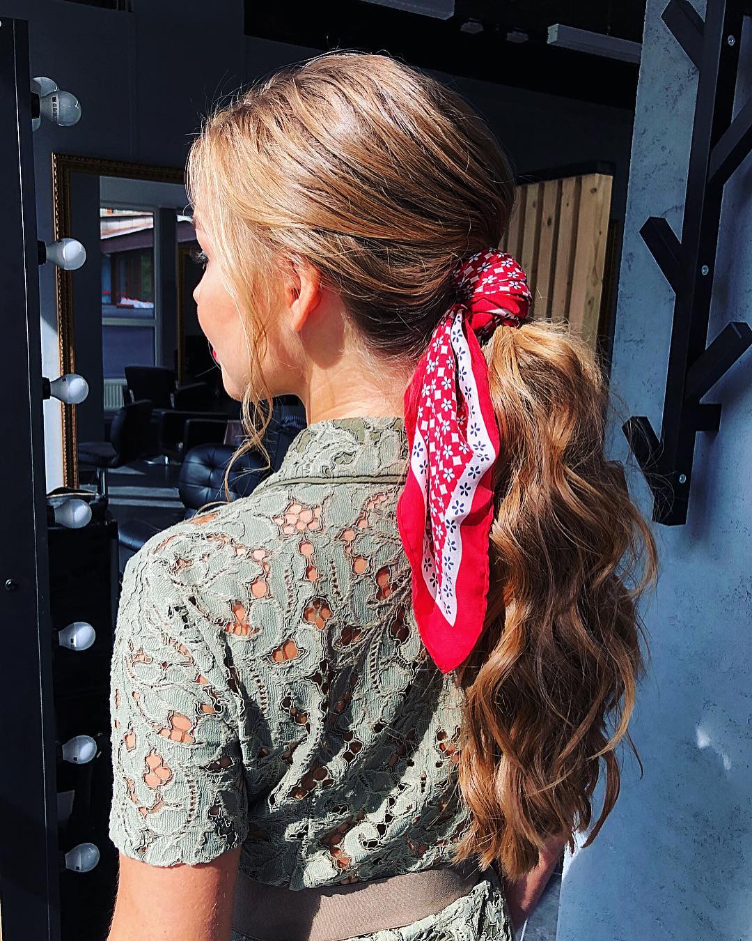 17 Hot Weather Hairstyles Ideas That'll Keep You Cool (Without Looking Like You Just Rolled Out of Bed) 18 The Scarf Ponytail
