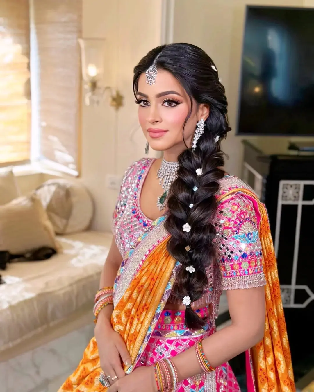 17 Hot Weather Hairstyles Ideas That'll Keep You Cool (Without Looking Like You Just Rolled Out of Bed) 11 The Side Braid