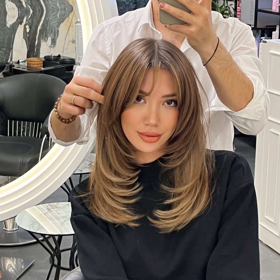 14 Layered Bob Hairstyles Ideas That’ll Give You Instant Main Character Energy in 2026 (Book That Appointment, Bestie) 11 Asymmetrical Layered Bob