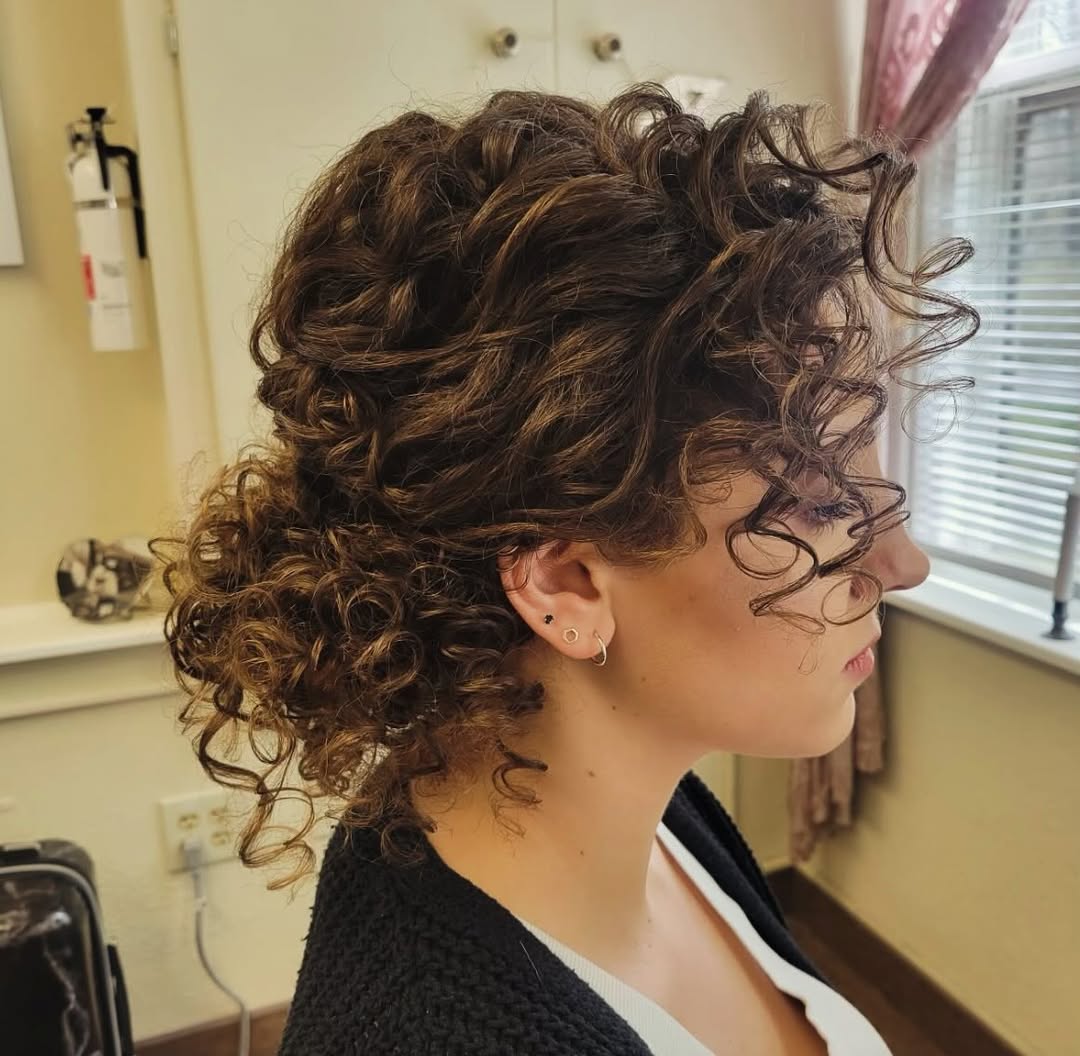 15 Low Bun Hairstyles Ideas That Prove Low Effort = Major Hair Goals (Steal These Tomorrow!) 11 Curly Low Bun