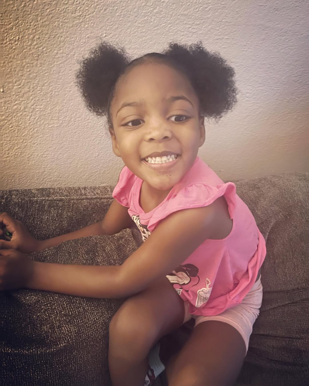 12 Afro Hairstyle Ideas That Are Bold, Gorgeous, and Seriously Easy to Love 6 Double Afro Puffs