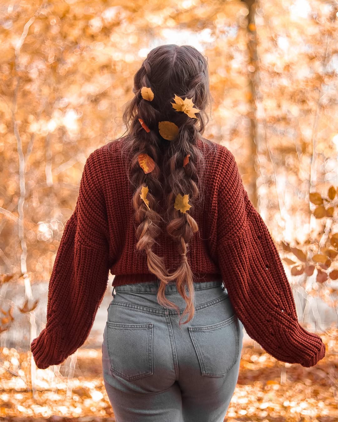 13 Softball Hairstyles Ideas That’ll Score Major Style Points on the Diamond (Helmet Hair? Never Heard of Her) 3 Double Dutch Braids