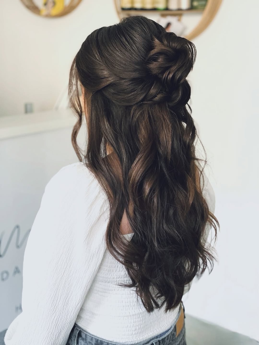 15 Bridal Hairstyle Ideas That Are So Pretty, You’ll Want to Get Married Twice 9 Loose Boho Waves