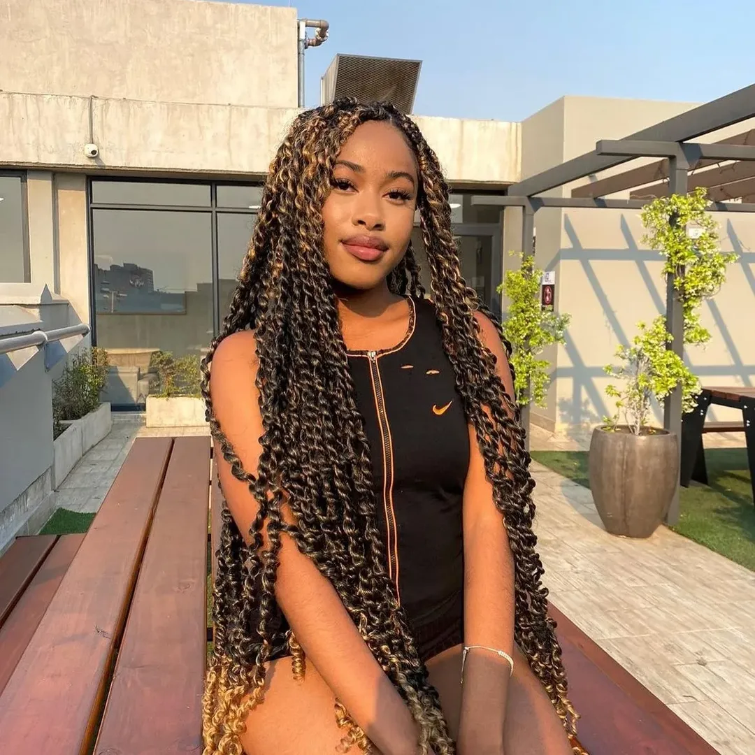 13 Twist Hairstyles Ideas That Are Cute, Low-Effort, and Honestly So Good 14 Ombre Twists