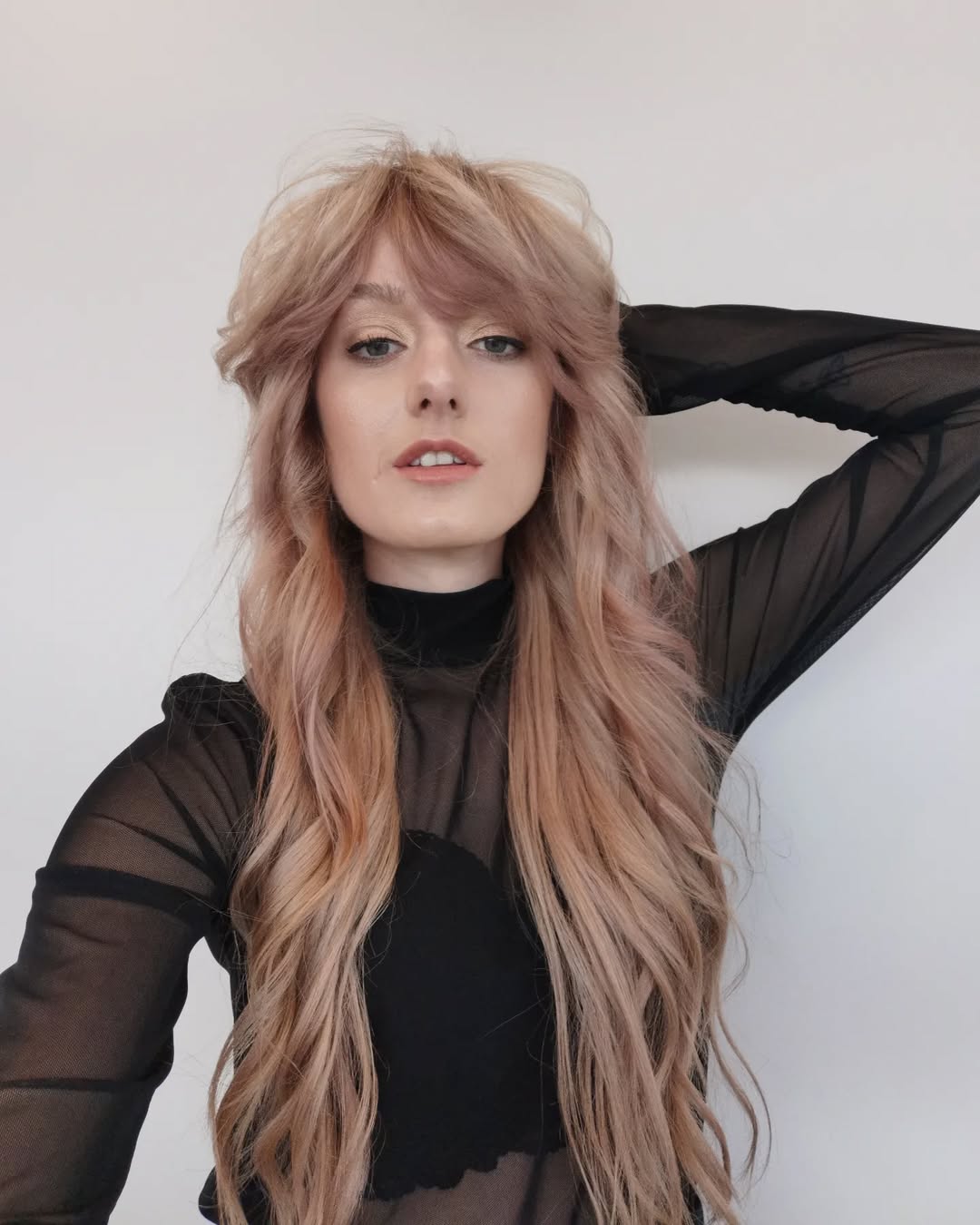 13 Long Wolf Cut Ideas 2026: The Ultimate Style Guide You Need Right Now 10 Romantic Long Wolf Cut With Soft Waves