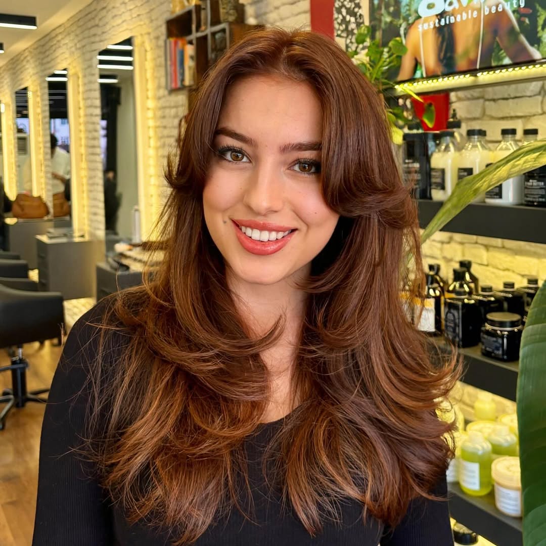 12 Wolf Cut Hair Ideas 2026: The Ultimate Guide to the Hottest Haircut Trend 8 The Curtain Bang Wolf Cut