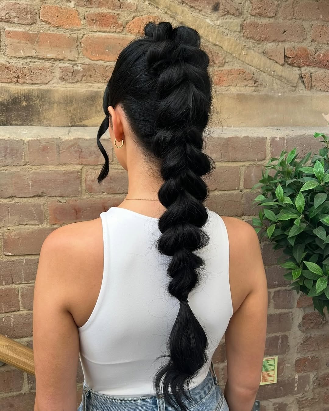 14 Concert Hairstyle Ideas That Will Steal the Show (and Survive the Encore) 7 Bubble Braids