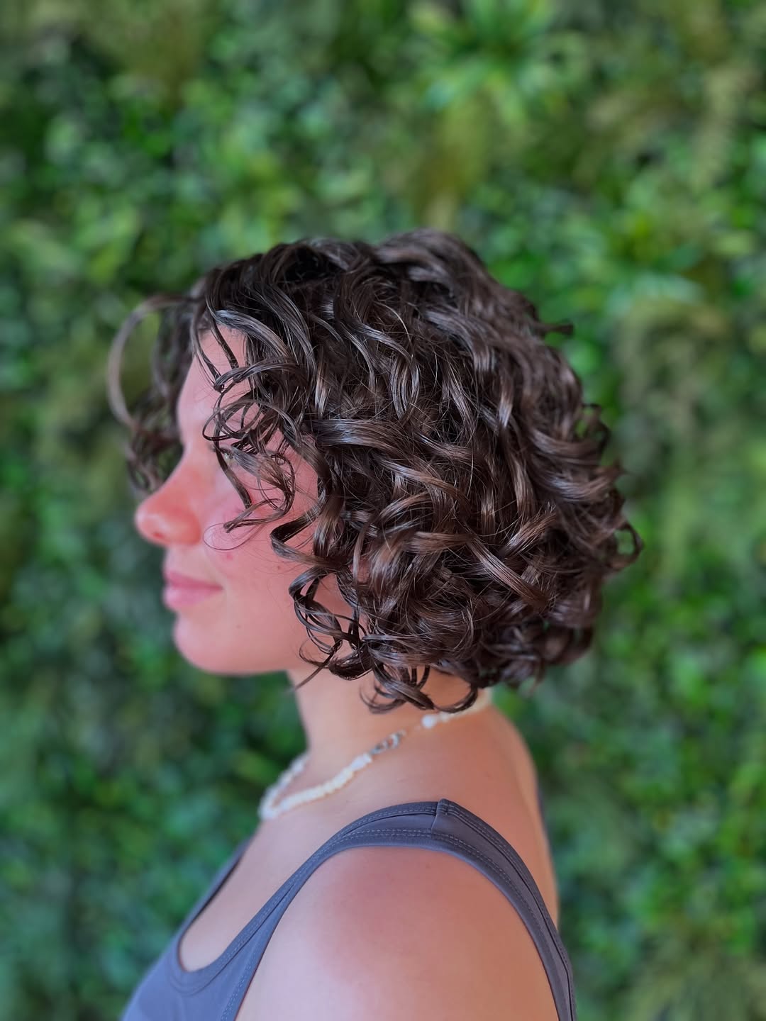 15 Short Curly Bob Hairstyles That’ll Instantly Make You Look Like That Girl 7 Curly Bob with Highlights