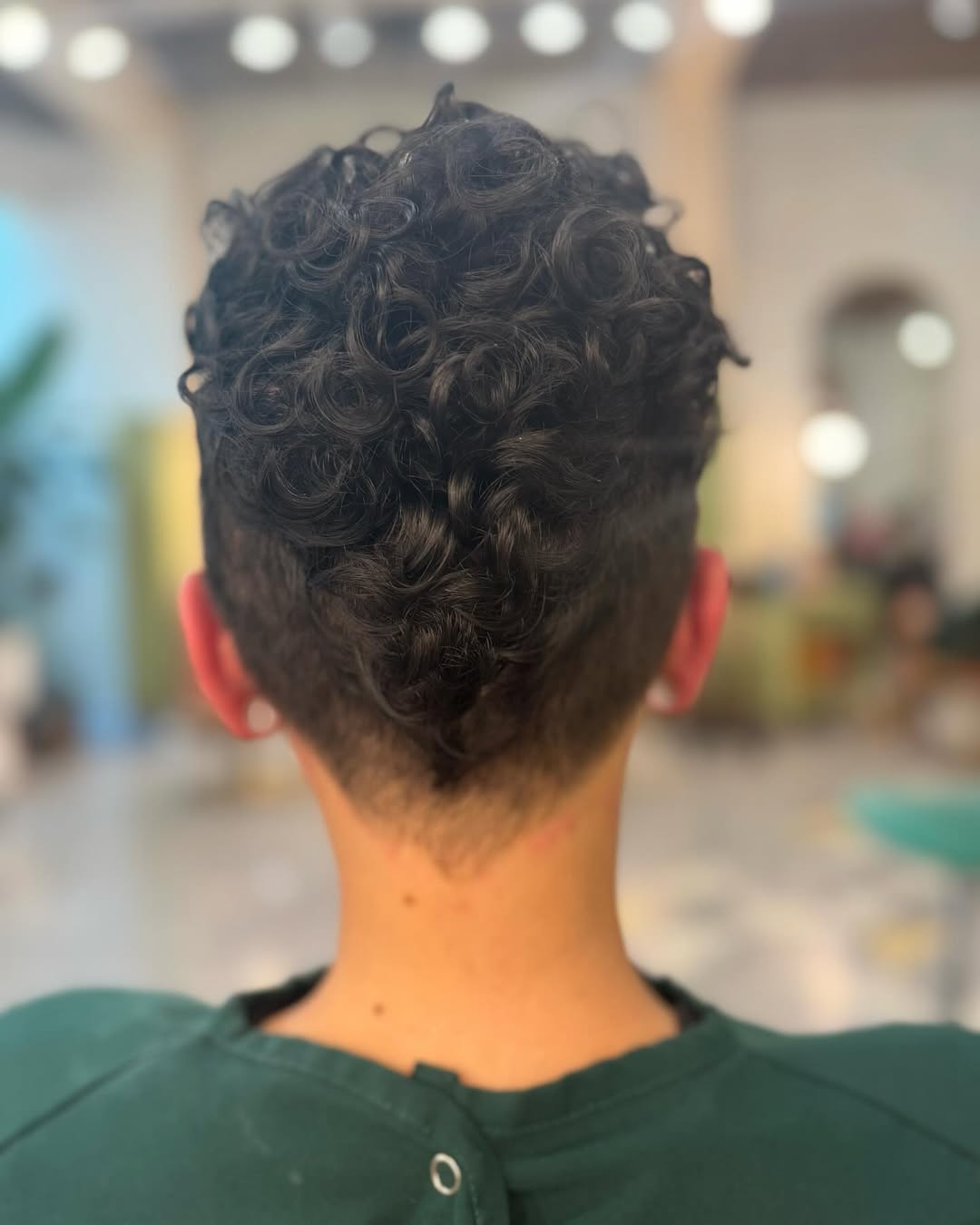 16 Curly Prom Hairstyles That Will Have You Serving Main Character Energy All Night 16 Curly Faux Hawk