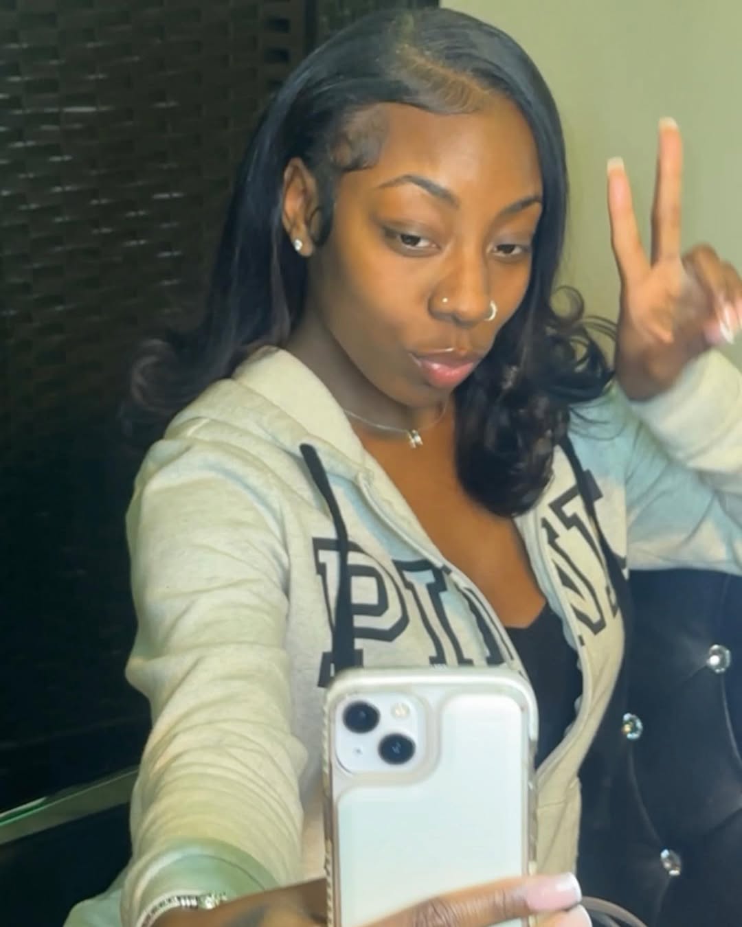 13 Weave Hairstyles Ideas That Will Instantly Upgrade Your Look (No Effort, All Drama) 4 Deep Side Part Weave