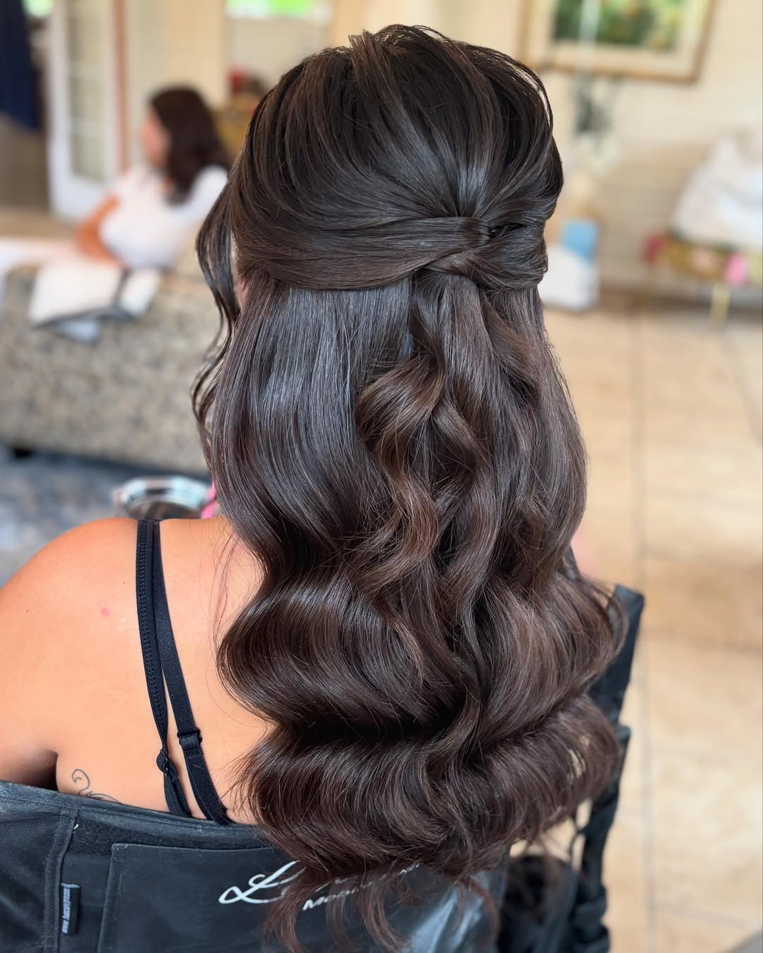 15 Cool Hairstyles Ideas That Will Instantly Upgrade Your Look (Yes, Even on a Lazy Day) 5 Half-Up, Half-Down Twist