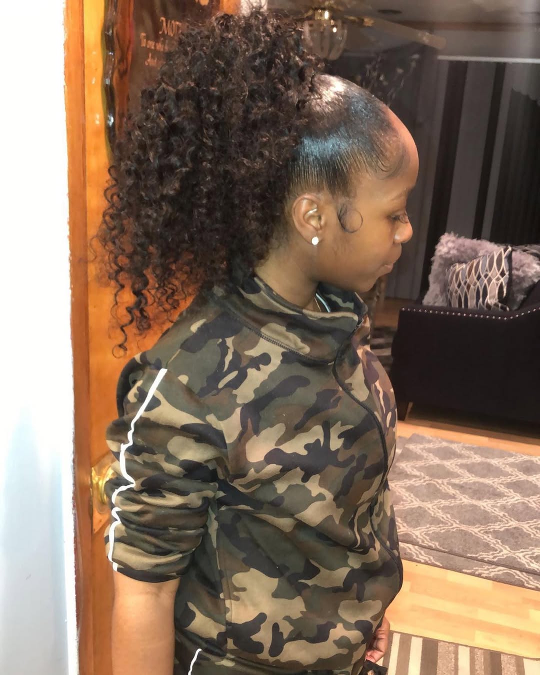 16 Curly Prom Hairstyles That Will Have You Serving Main Character Energy All Night 4 High Curly Ponytail