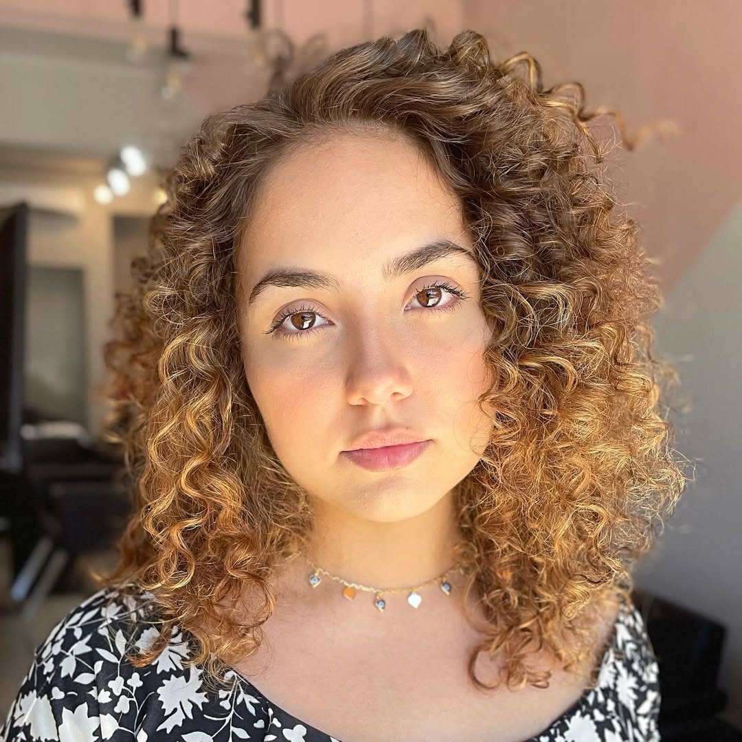 14 Party Hairstyles Ideas That Will Make You the Main Character (Yes, Even at Someone Else’s Party) 9 High Voluminous Curls