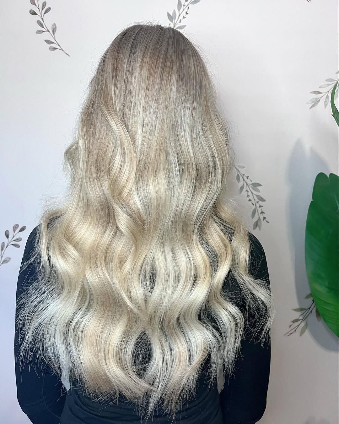 14 Concert Hairstyle Ideas That Will Steal the Show (and Survive the Encore) 12 Loose Beach Waves