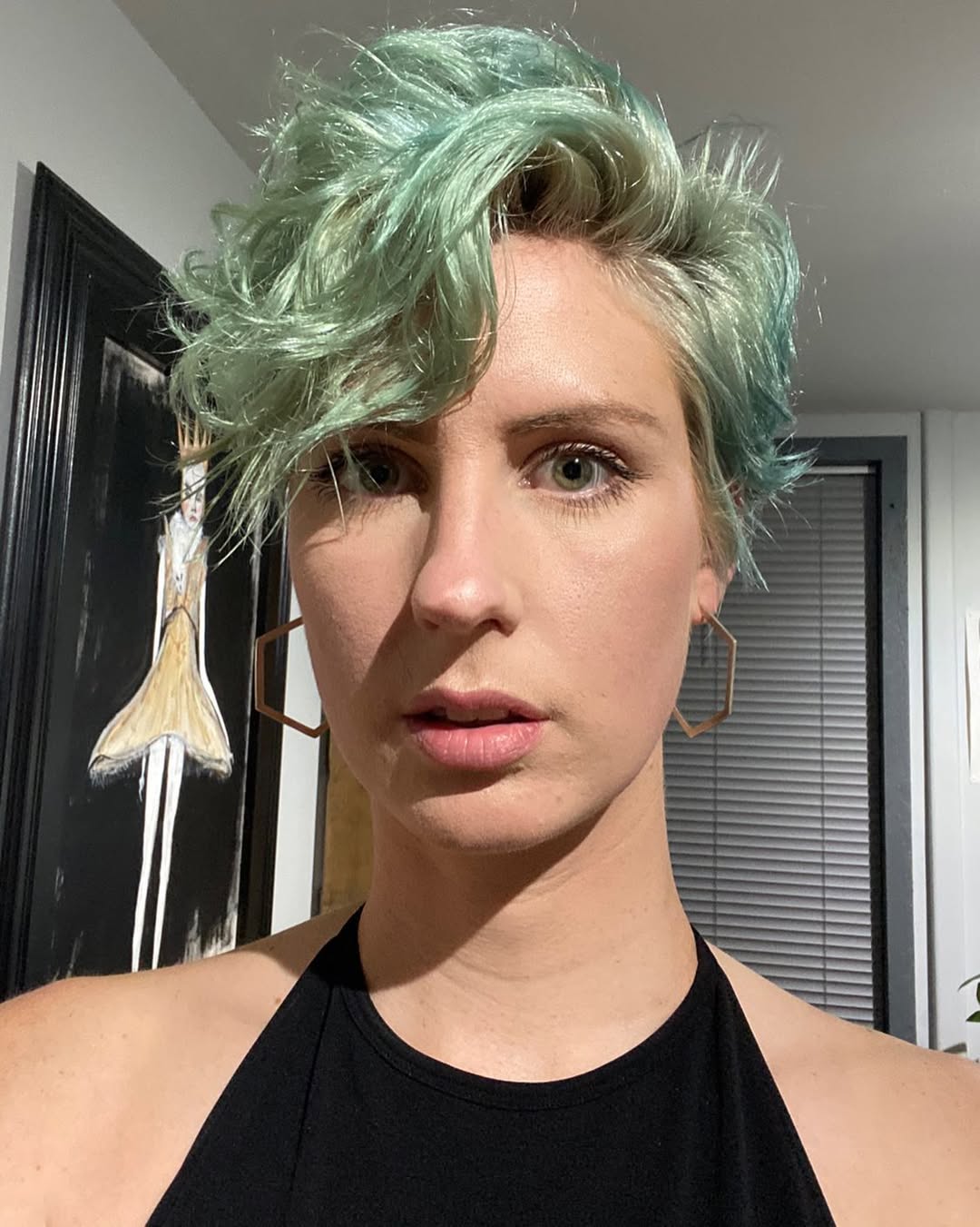 16 Curly Hairstyles Down That Are Seriously Effortless (and Low-Key Gorgeous) 6 Messy Natural Curls