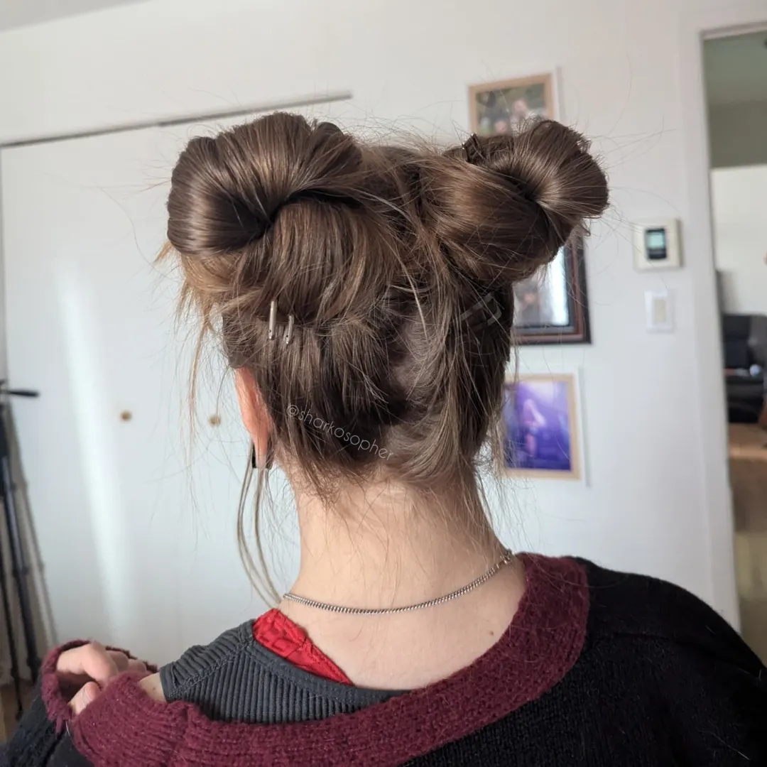15 Cute Natural Hairstyles Ideas That’ll Make You Ditch Heat Tools ASAP 8 Space Buns