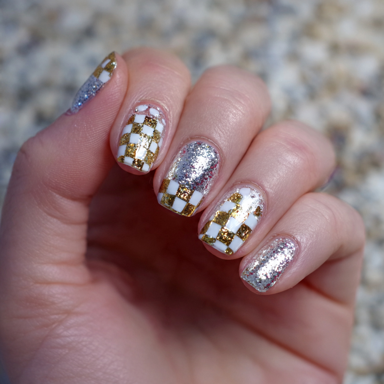 14 Checkered Summer Nails That Are So Cute, You’ll Want a New Mani Every Week 15 glitter checkered nails