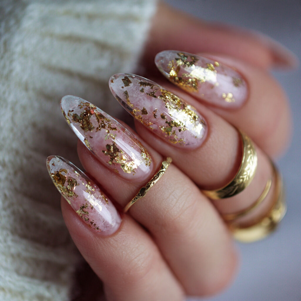 17 Gold Summer Nails That Scream “Main Character Energy” (Because Basic Just Isn’t It) 7 image 1046714965194305