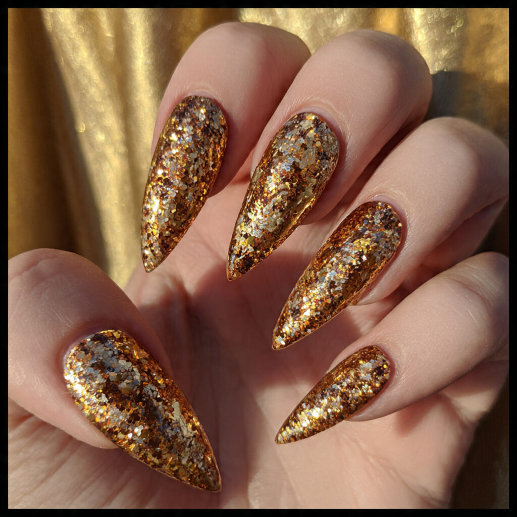 17 Gold Summer Nails That Scream “Main Character Energy” (Because Basic Just Isn’t It) 12 image 1046715768527558