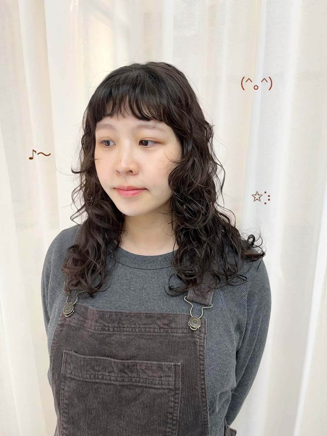 14 Natural Curly Hairstyles That Will Instantly Upgrade Your Vibe (No Heat, No Stress) 11 Curly Bangs + Loose Curls