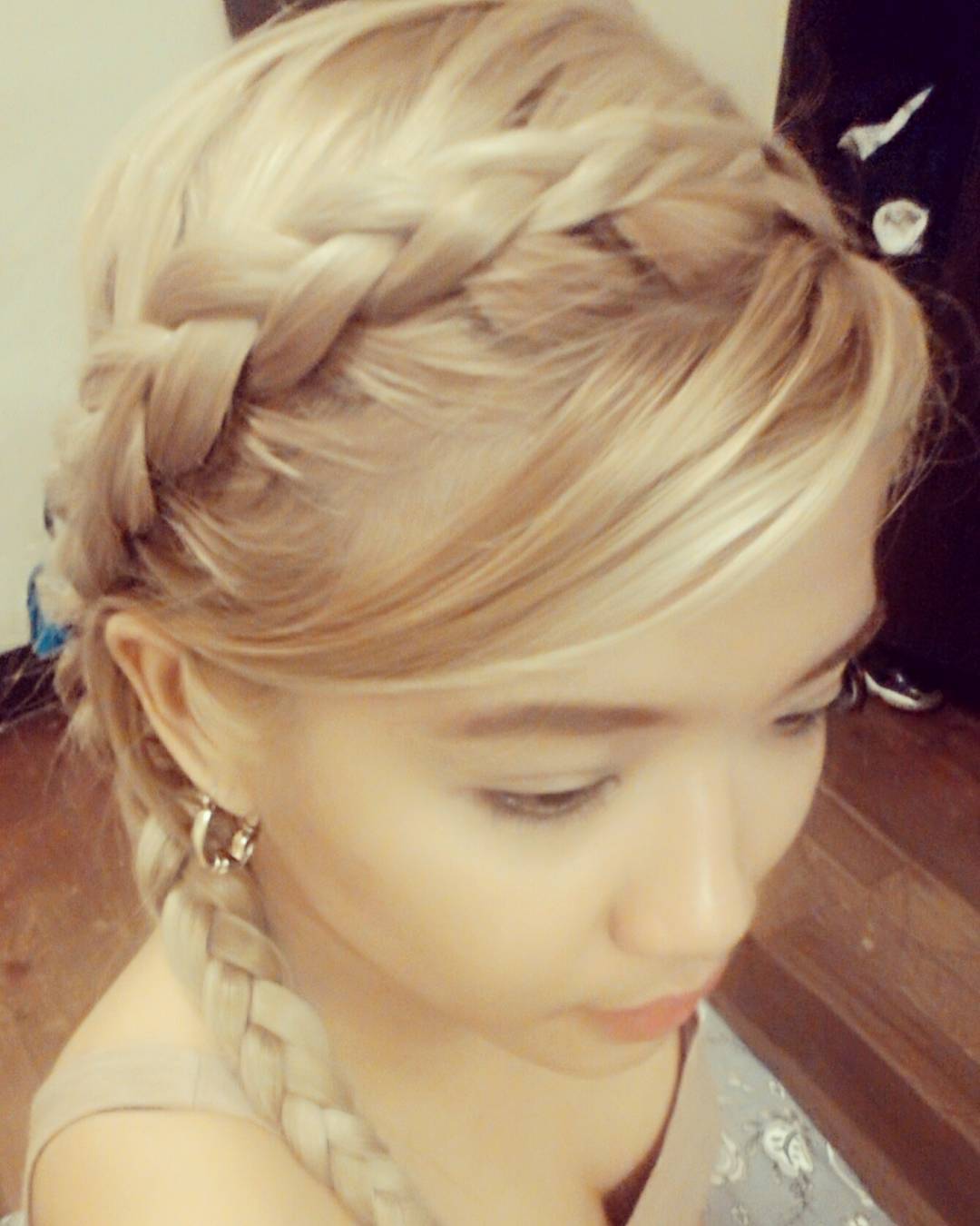 16 Blonde Hairstyle Ideas That Are About to Take Over 2026 14 Golden Blonde Braided Crown