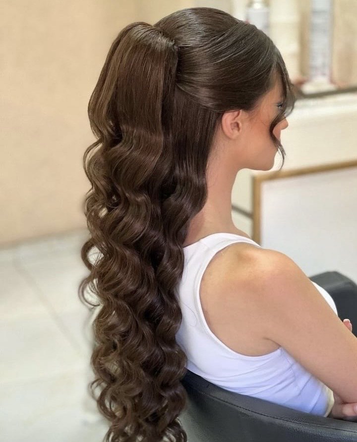 16 Quinceañera Hairstyles Ideas That Will Have Everyone Asking “Wait… Who Did Your Hair?!” 4 High Glam Ponytail