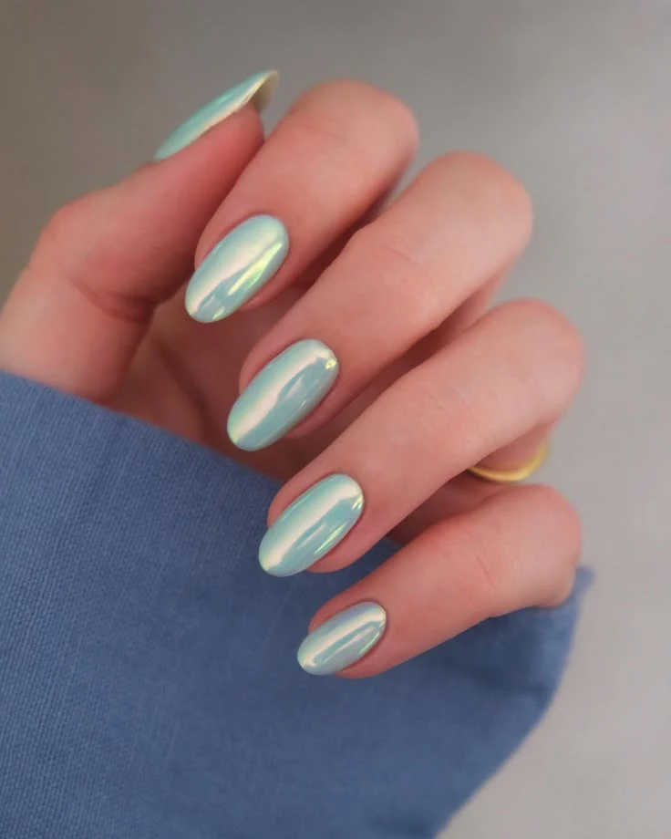 17 Chrome Summer Nails: The Shiniest Season on Record 10 Opal Chrome