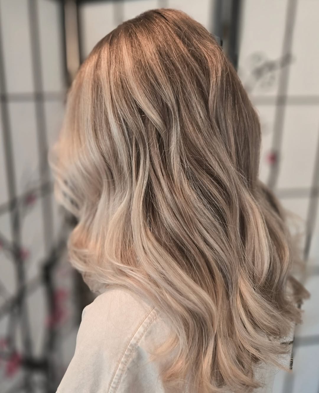 16 Blonde Hairstyle Ideas That Are About to Take Over 2026 8 Rooted Blonde Balayage