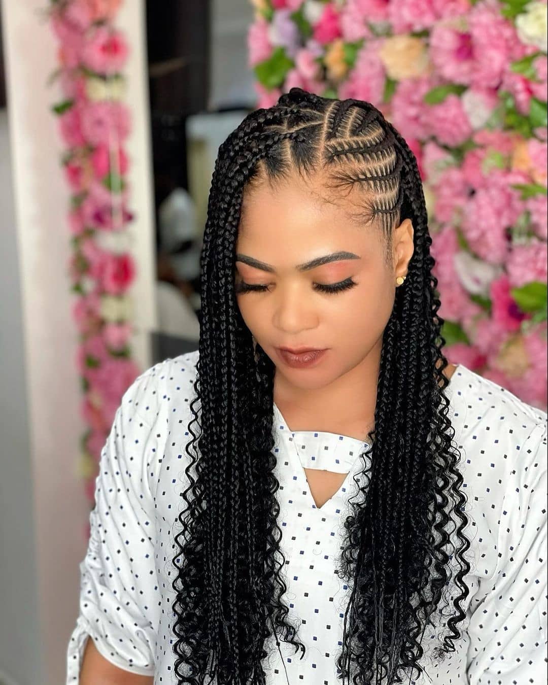 17 Curly Braided Hairstyles That Will Instantly Upgrade Your Look (Yes, Even on Lazy Hair Days) 18 Side Cornrows with Big Curly Hair