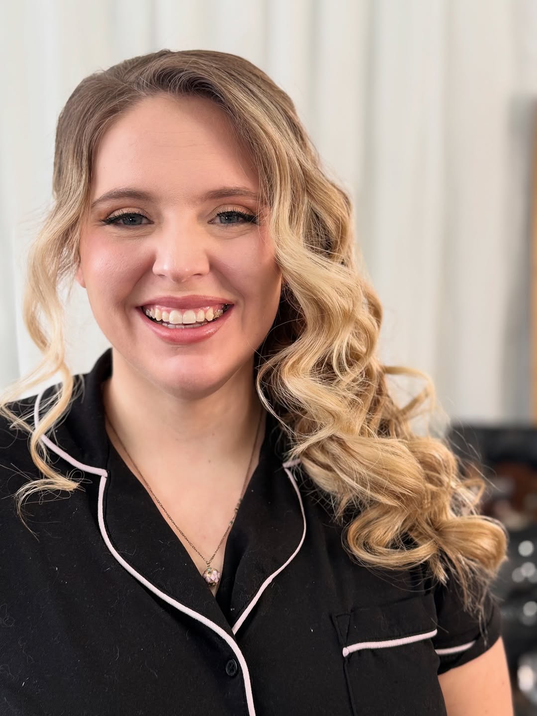 15 Curly Updo Hairstyles That Will Instantly Elevate Your Look (No Salon Required) 7 Side-Swept Curly Updo