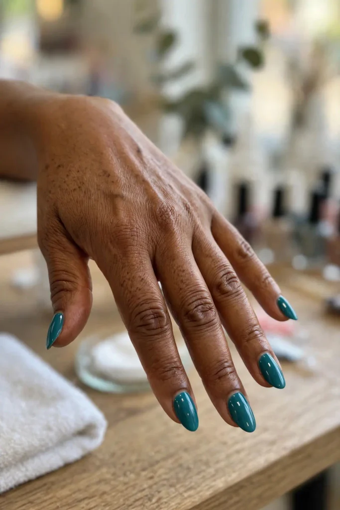 15 Shellac Nail Summer: Two Weeks of Perfect 4 s02 ocean teal shellac