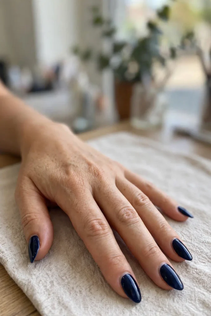 15 Shellac Nail Summer: Two Weeks of Perfect 9 s07 deep navy shellac