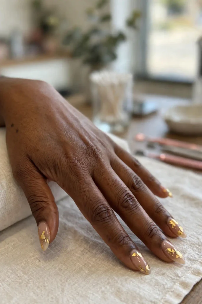 15 Shellac Nail Summer: Two Weeks of Perfect 11 s09 gold foil shellac