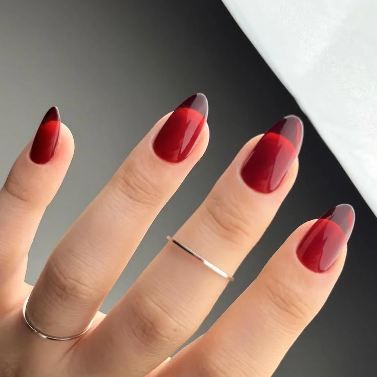 16 Dark Red Nails That Look Expensive, Moody, and Way Too Good to Ignore 15 Deep Red Jelly Nails