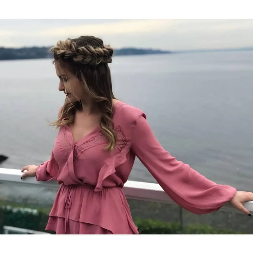 15 Boho Hairstyle Ideas That Are Giving Effortless Cool-Girl Energy in 2026 4 Half Up Braided Crown 1